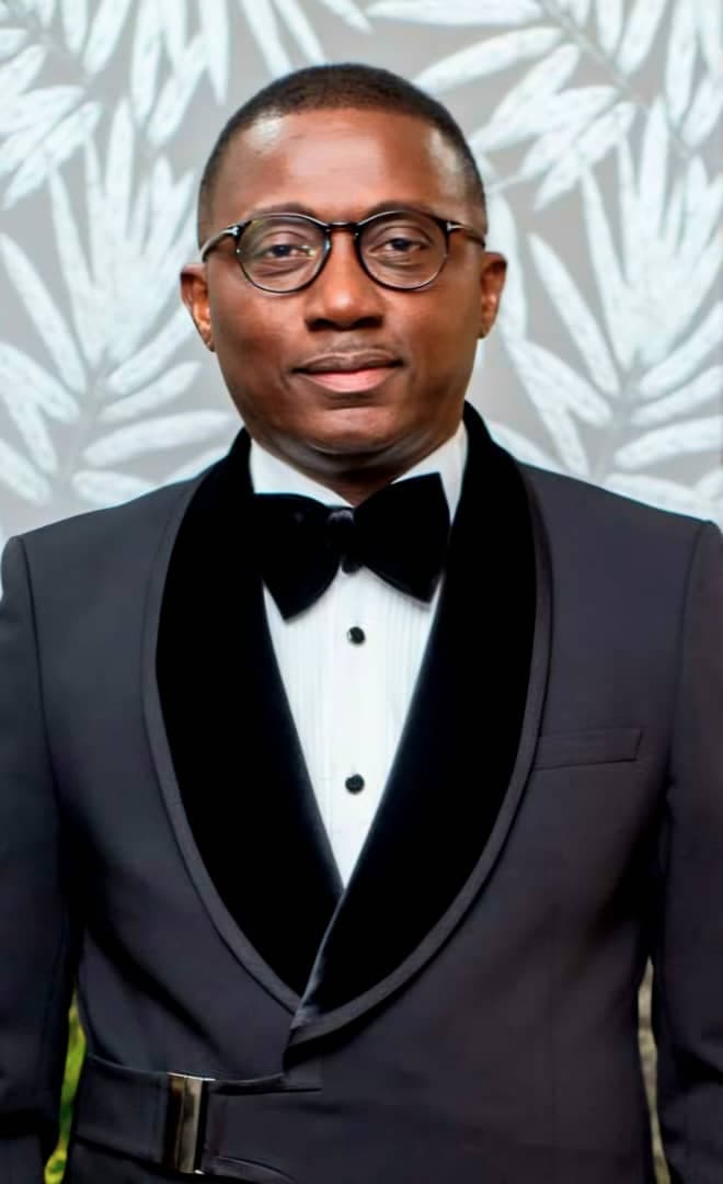 Portrait officiel du Bishop Alexandre AMAZOU